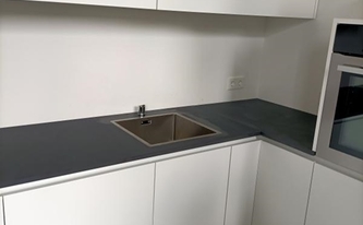 Infinity Arbeitsplatte Nero Granite mit Spüle