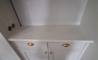 Küchenzeile mit Keramik SapienStone Arbeitsplatte Premium White