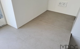 Ausklinkung in der Marazzi Arbeitsplatte Smoke Marazzi