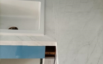 Porcelanosa Arbeitsplatte Glem White mit Spüle