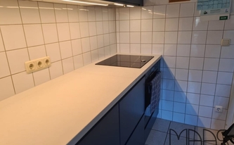 Küchenzeile mit Silestone Arbeitsplatte Eternal Statuario