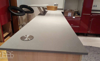 Silestone Arbeitsplatten und Frühstücksbar