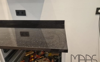 Polierte Granit Arbeitsplatte und Wischleiste Star Gate