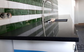 Silestone Negro Tebas Arbeitsplatten in 3 cm Dicke