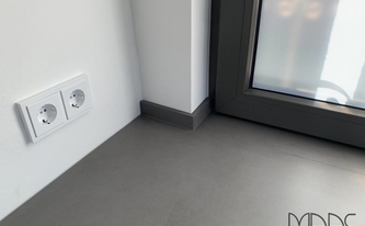 Neolith Arbeitsplatten, Wischleisten und Fensterbank Pietra di Piombo