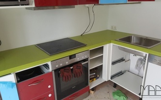 Caesarstone 2710 Apple Martini Arbeitsplatten in München montiert