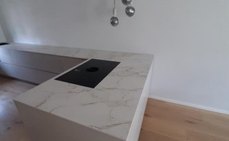 Dekton Arbeitsplatte Entzo mit Ceranfeld