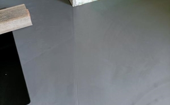 Schrägschnitt in den Dekton Arbeitsplatten Micron