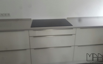 Polierte Silestone Arbeitsplatte