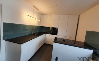 Küche in Neunkirchen-Seelscheid mit Granit Arbeitsplatten Nero Assoluto India