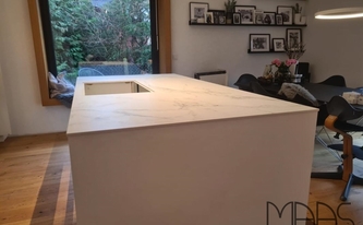 Dekton Arbeitsplatte Aura 15 in Oerlinghausen montiert