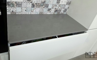 Montage in Rastatt der Caesarstone 4030 Oyster Arbeitsplatte