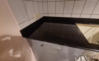 Granit Arbeitsplatte und Wischleisten Star Galaxy in Ratzeburg montiert