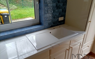 Spüle in der CTX-BasicQuarz Arbeitsplatte 1628 Venus White