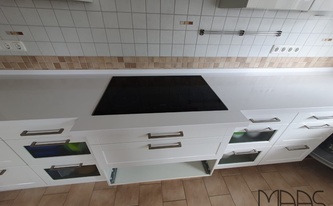 Silestone Arbeitsplatte Blanco Zeus Extreme mit Ceranfeld