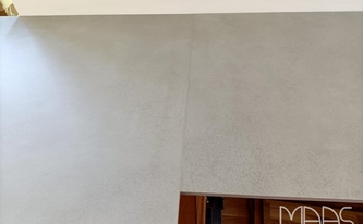 Trennschnitt in der Level Keramik Arbeitsplatte Grey Concrete