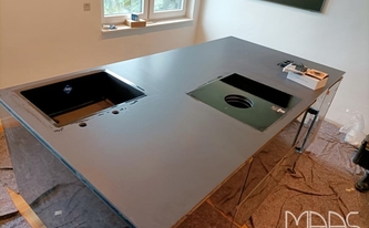 Montage in Sangerhausen der Level Keramik Arbeitsplatte Black Tinta Unita