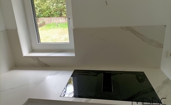 Dekton Arbeitsplatte Opera mit Ceranfeld