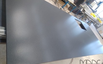 Granit Arbeitsplatte Assoluto Black Extra mit satinierten Oberflächen
