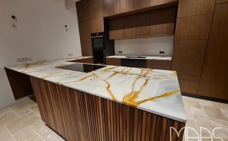 Granit Arbeitsplatten Roma Imperiale in Siegen montiert
