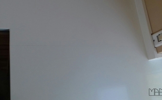Silestone Classic White mit polierter Oberfläche und 2,0 cm