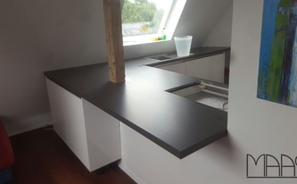 Die Silestone Arbeitsplatte mit Suede Oberfläche in Stuttgart