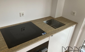 IKEA Küche in Troisdorf mit Granit Arbeitsplatte Kashmir Gold Chiaro