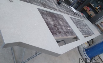 Produktion der Infinity Arbeitsplatten Concrete Grey