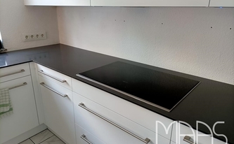 Silestone Arbeitsplatte Marengo mit Ceranfeld