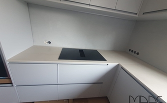 Küche in Wolfenbüttel mit Dekton Arbeitsplatten Danae