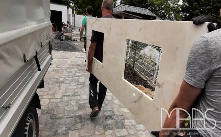 Bad Kreuznach Estremoz Super Marmor Waschtischplatte und Rückwand