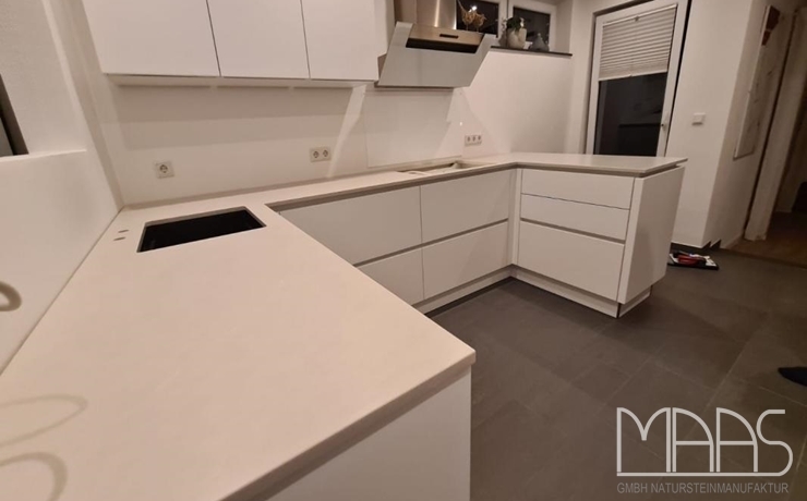 Bergisch Gladbach Desert Silver Silestone Arbeitsplatten 