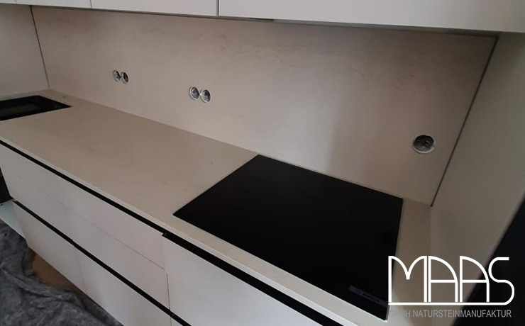 Düsseldorf Danae Dekton Arbeitsplatte und Rückwand  