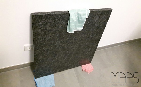 Lieferung - Duisburg Steel Grey Granit Tischplatte