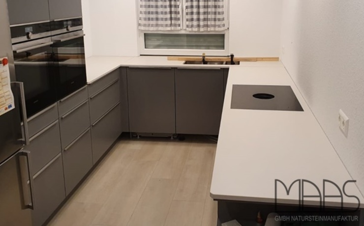 Lieferung und Montage - Ettlingen Nayla Dekton Arbeitsplatten