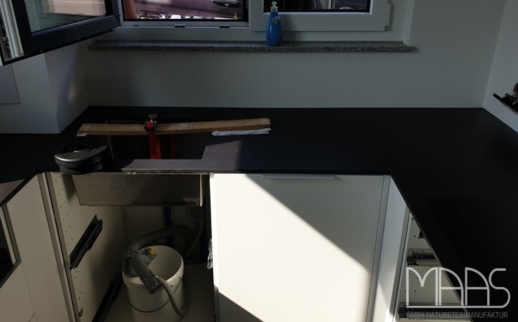 Gärtringen IKEA Küche mit Sirius Dekton Arbeitsplatten