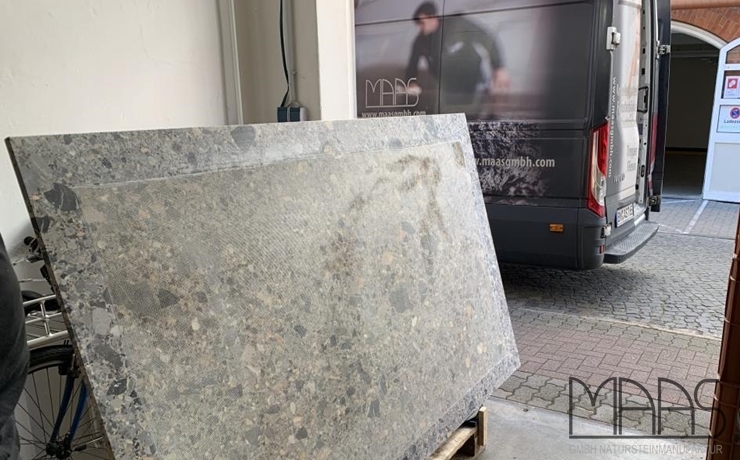 Lieferung - Hamburg Breccia Alba Marmor Tischplatte Lieferung - Hamburg Breccia Alba Marmor Tischplatte