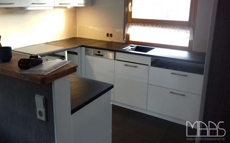 Aufmaß, Lieferung und Montage - Heilbronn Jussy Black Granit Arbeitsplatten Aufmaß, Lieferung und Montage - Heilbronn Jussy Black Granit Arbeitsplatten
