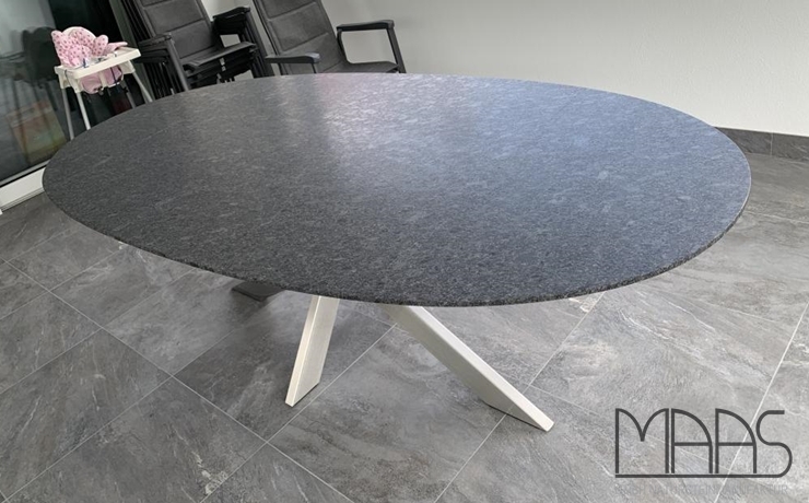 Kelkheim Steel Grey Granit Tischplatte