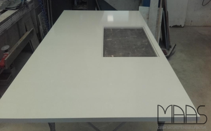 Lieferung - Kiel Desert Silver Silestone Arbeitsplatten Lieferung - Kiel Desert Silver Silestone Arbeitsplatten