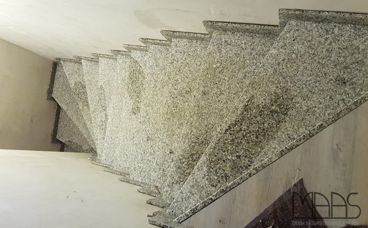 Köln Bianco Sardo Granit Treppen