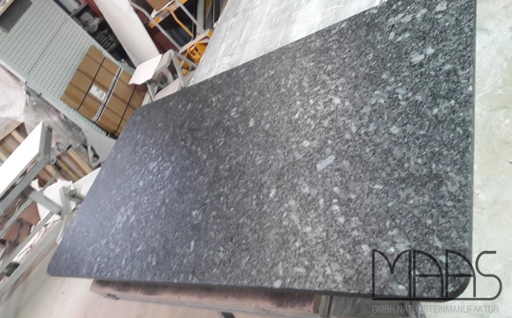 Köln Steel Grey Granit Tischplatte