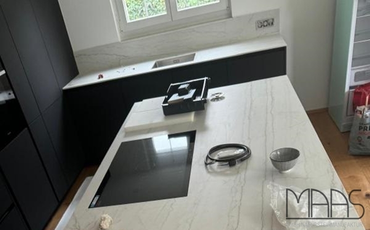 Lachen Neural Dekton Arbeitsplatten und Rückwände