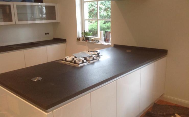 Mannheim Nero Devil Black Granit Arbeitsplatte