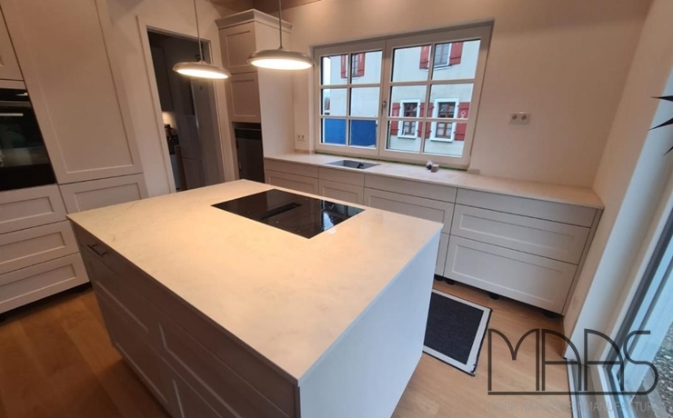 Markdorf Everest Sunrise Neolith Arbeitsplatten und Wischleisten