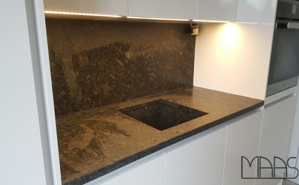 München Steel Grey Granit Arbeitsplatten