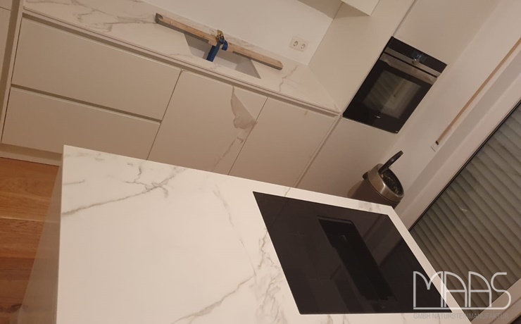 Aufmaß, Lieferung und Montage - Neu-Isenburg Calacatta C01 Neolith Arbeitsplatten