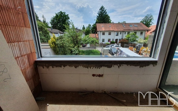 Aufmaß, Lieferung und Montage - Ottobrunn Iconic White Silestone Fensterbänke