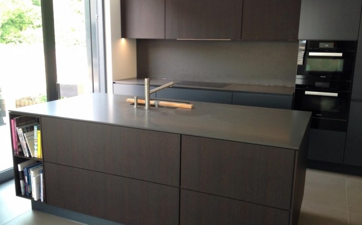 Rösrath Raven Caesarstone Arbeitsplatten