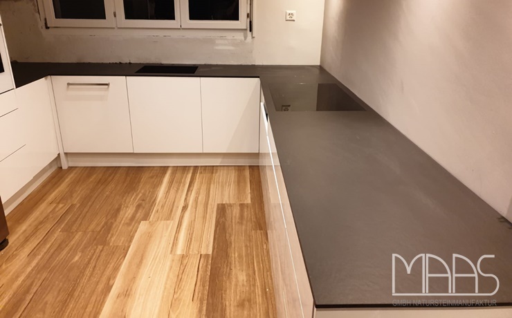 Aufmaß und Lieferung - Uster Sirius Dekton Arbeitsplatten